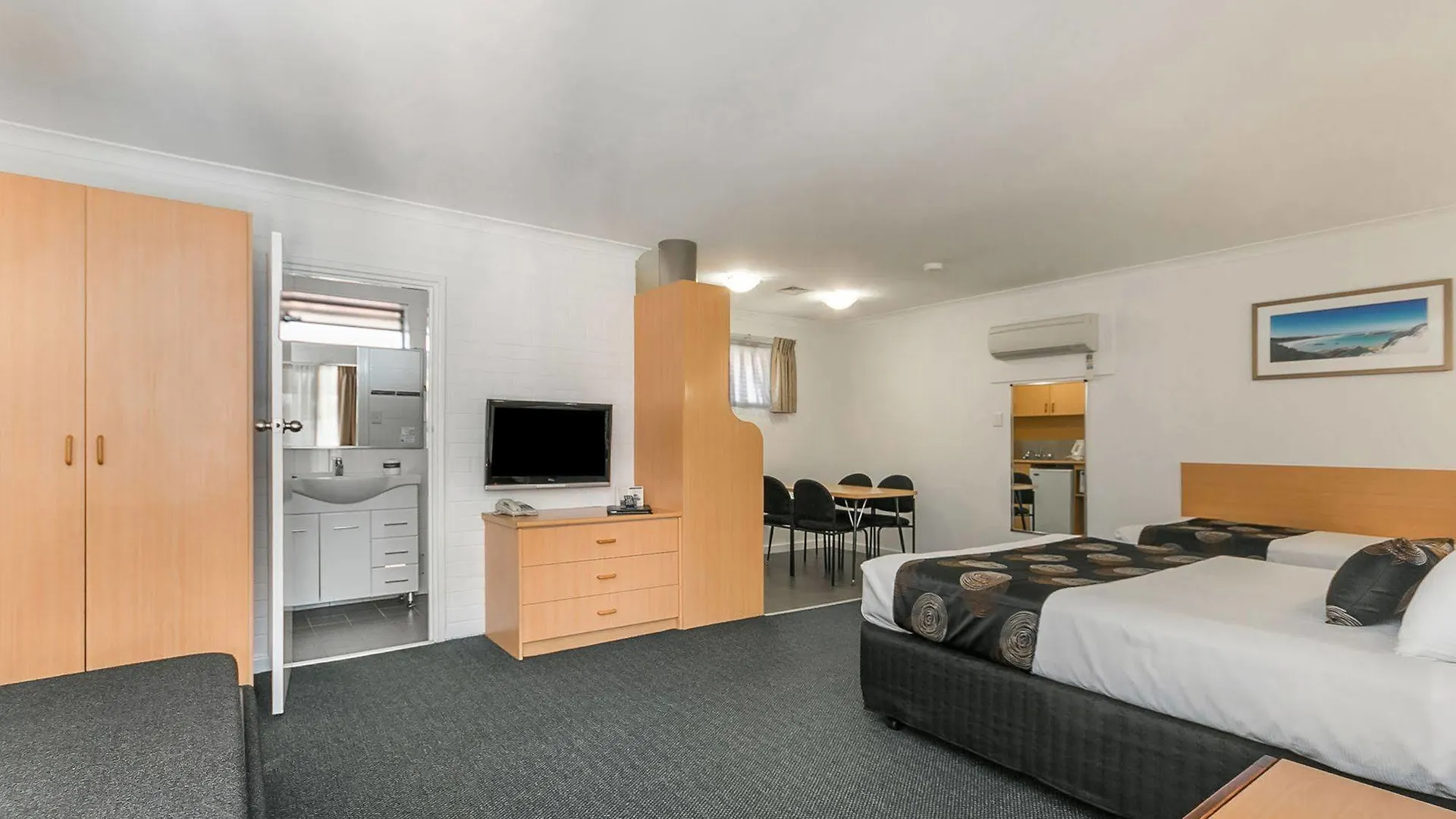 Flag Motor Lodge Perth Australia
